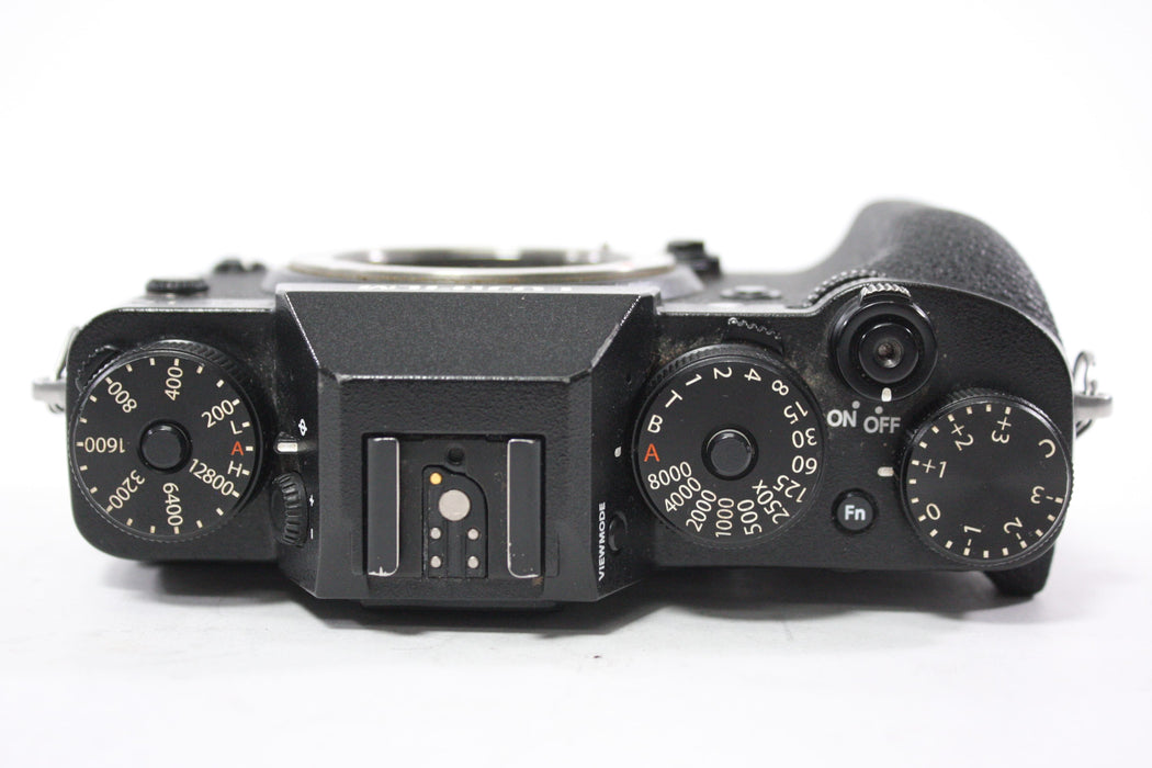 Fujifolm X-T2 Digital Mirrorless Camera with 18-55mm f/2.8-4 Super EBC XF Lens