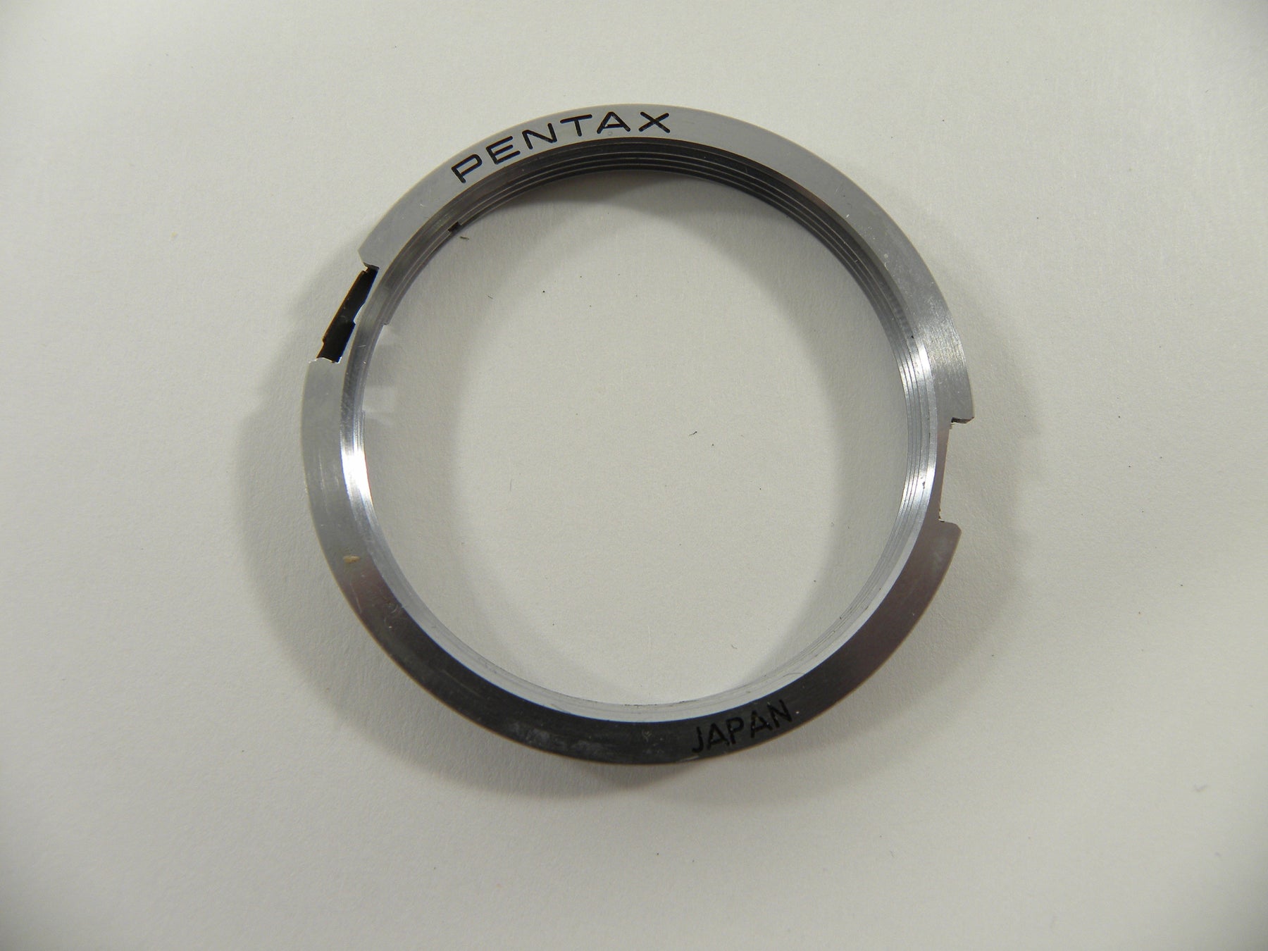 Genuine Pentax K to M42 Adapter