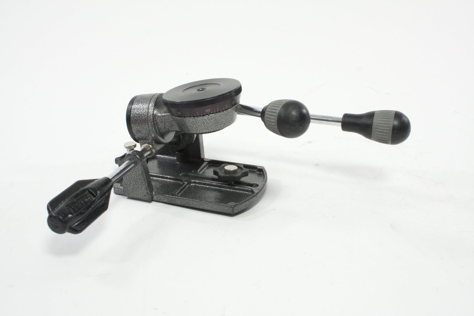Gitzo G1570M Pan Tilt Head
