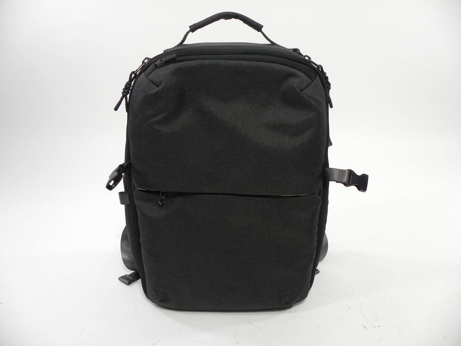 Heyday Camera Backpack (Gray)