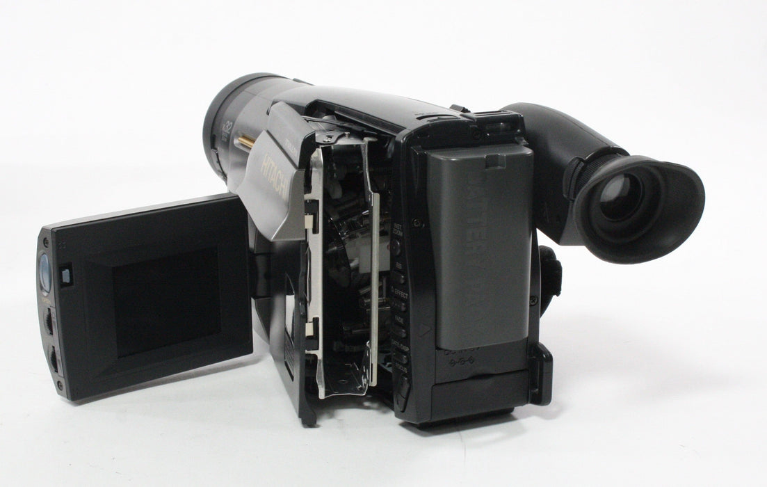Hitachi VM-E545ELA 8mm Video Camcorder