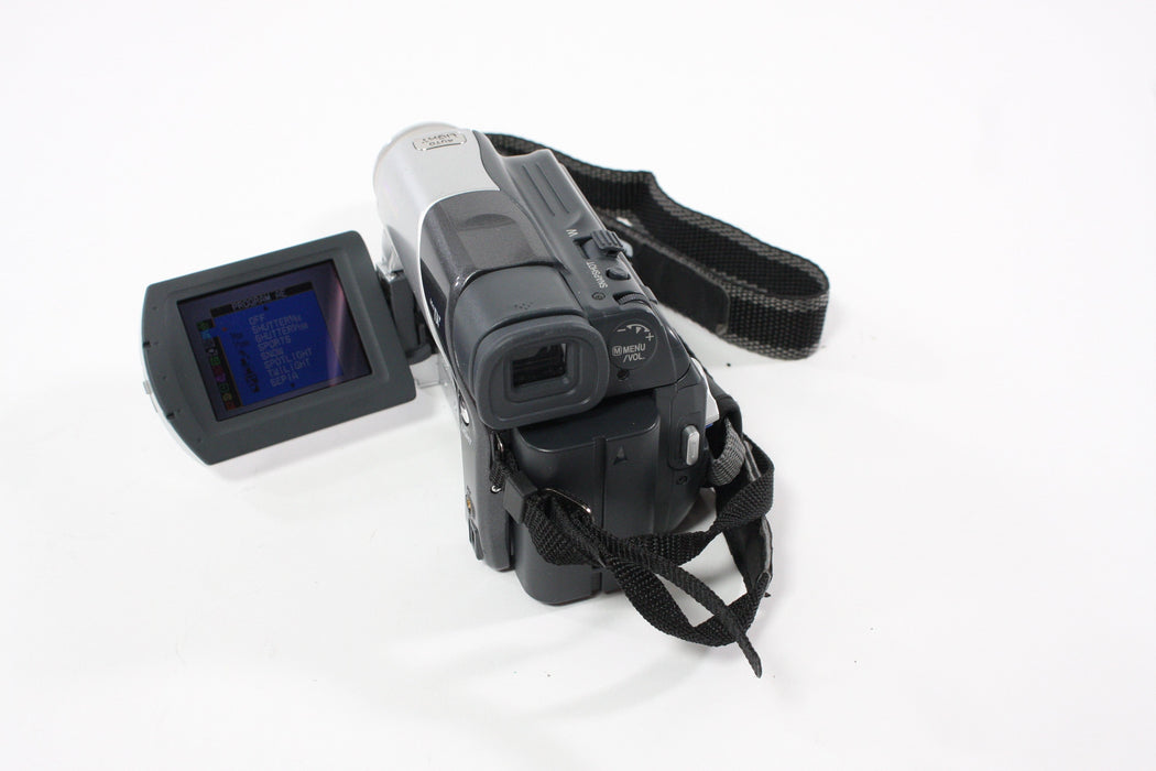 JVC Mini-DV GR-D944 Camcorder