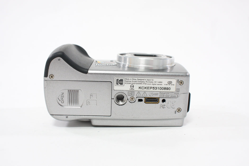 Kodak EasyShare Z730 Digital Point-and-Shoot Camera 4x Zoom 5.0mp