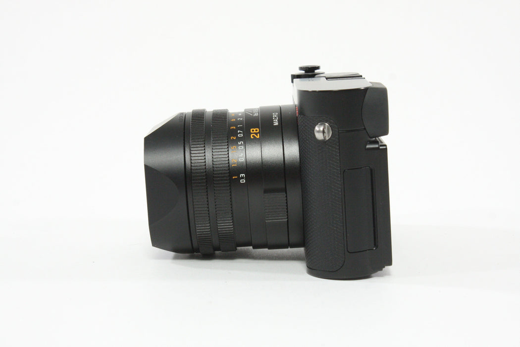 Leica Q3 Compact Full Frame Camera with 28mm f1.7 Summilux Lens - Model 19-080