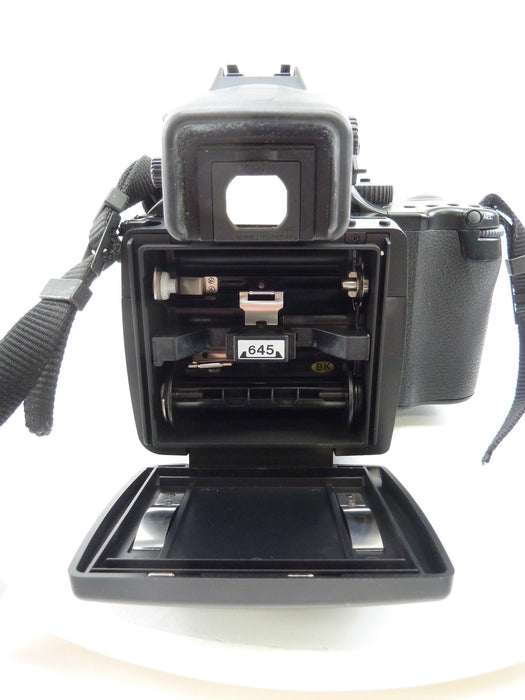 Mamiya 645 AFD II Complete Kit with 80MM f2.8 and 120/220 Film Back