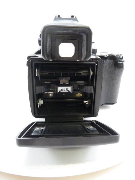 Mamiya 645 AFD II Outfit with 80MM f2.8 lens and 120/220 Film Back