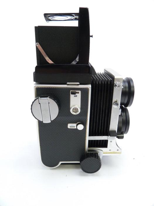Mamiya C220 Camera Outfit with 80MM F2.8 Blue Dot Lens