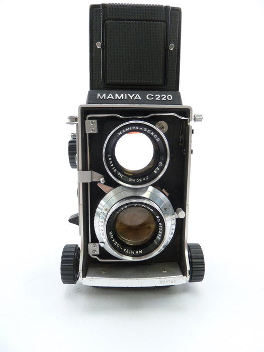 Mamiya C220 Camera Outfit with 80MM f2.8 Lens