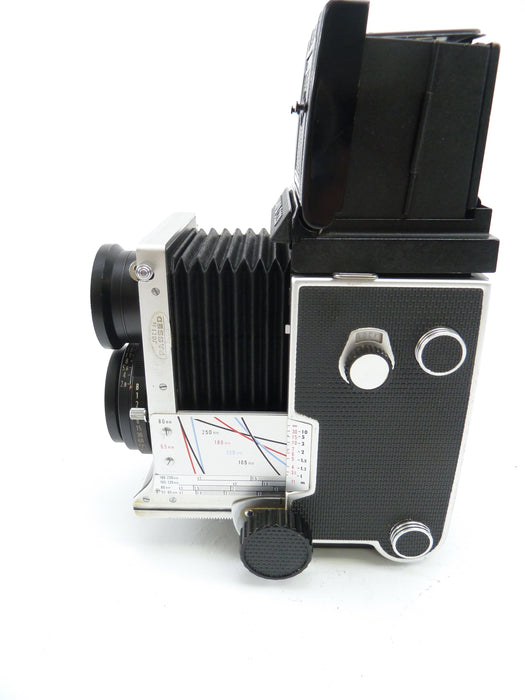 Mamiya C220 Outfit with 80MM F2.8 Lens and WLF