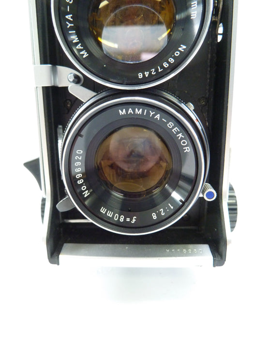 Mamiya C220F Camera Outfit with 80MM f2.8 Blue Dot Lens and Waist Level Finder