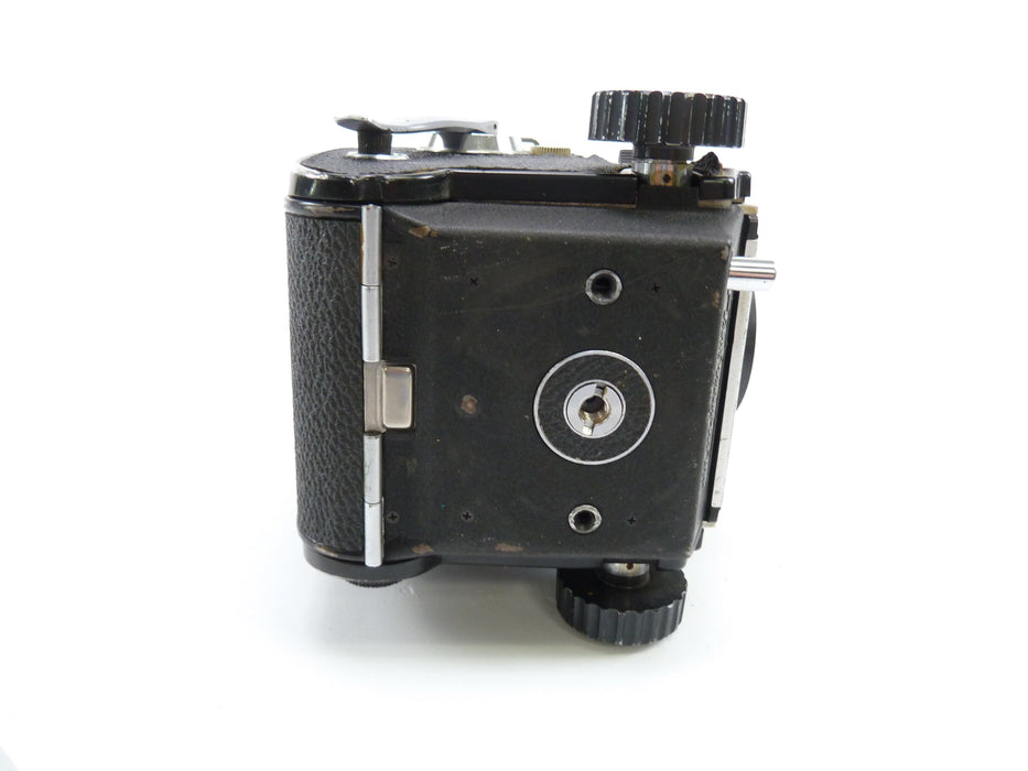 Mamiya C330 Complete Kit with Prism Finder and 80MM F2.8 Lens