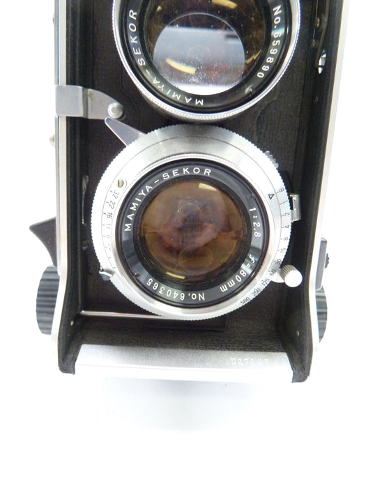 Mamiya C330 Kit with 80MM F2.8 Lens and Waist Level Finder