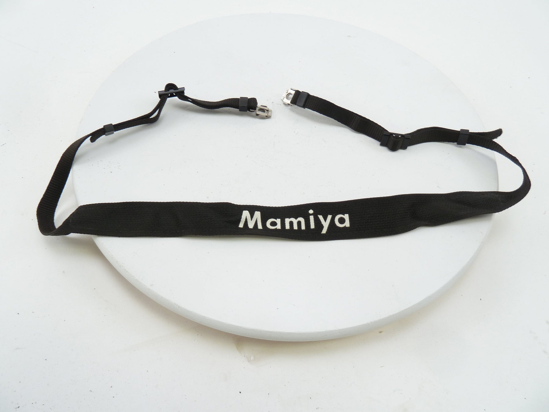 Mamiya Deluxe Strap for Mamiya 645 Pro, Super, and 645 E Cameras