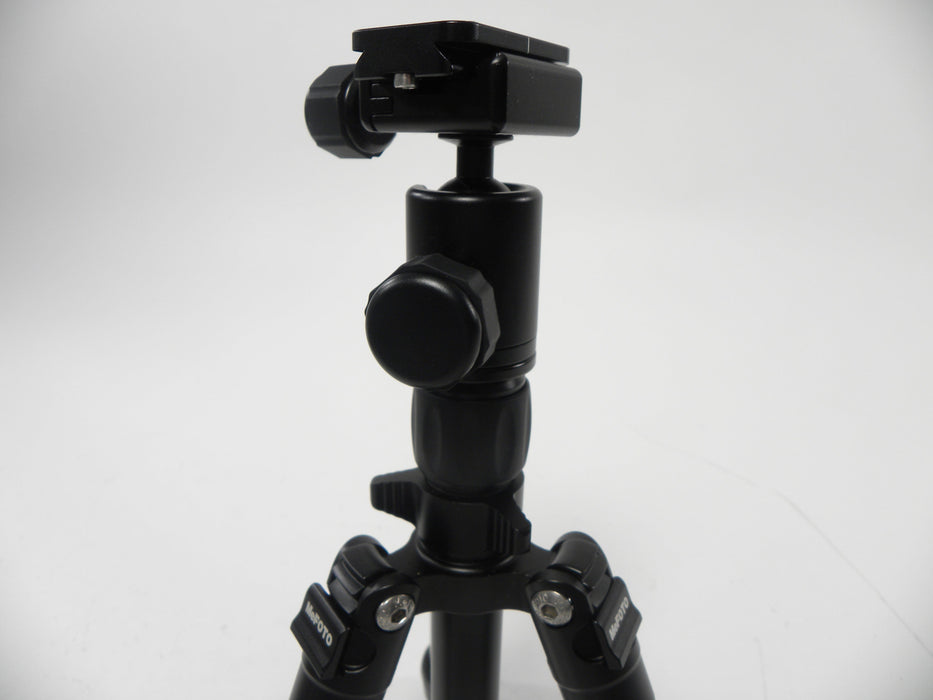 MeFoto A0320 Day Trip Aluminum Tripod