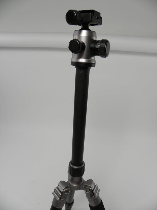 MeFoto C2350 Carbon Fiber Tripod Q2