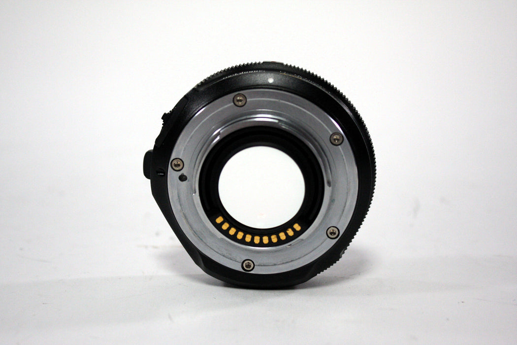 Metabones Speed Booster Ultra 0.71x EF-MFT Mount