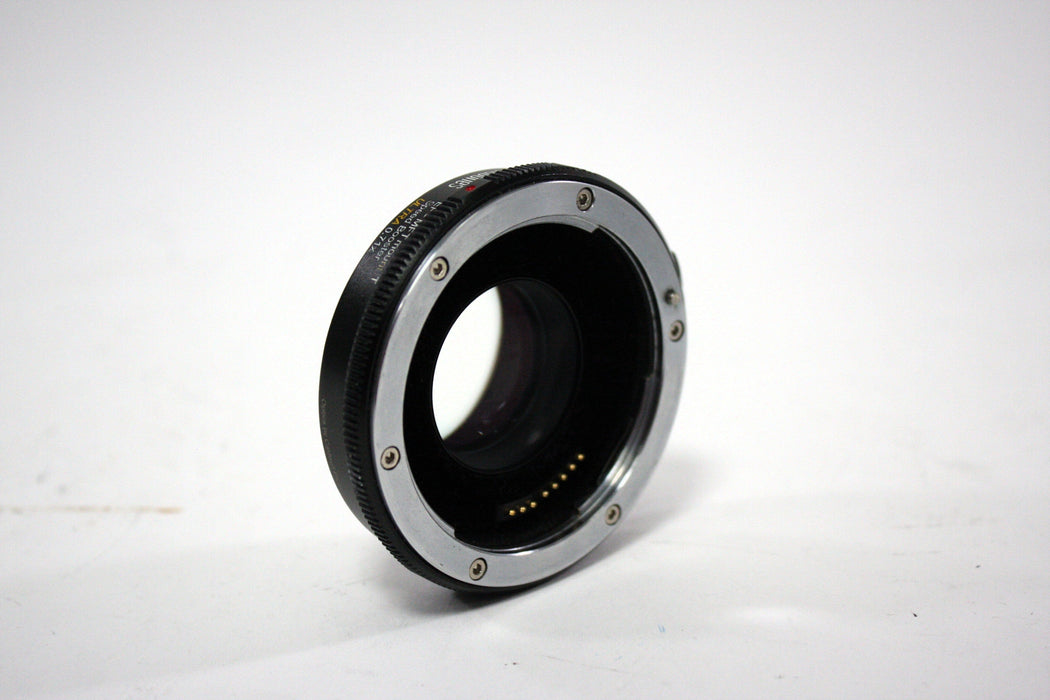 Metabones Speed Booster Ultra 0.71x EF-MFT Mount