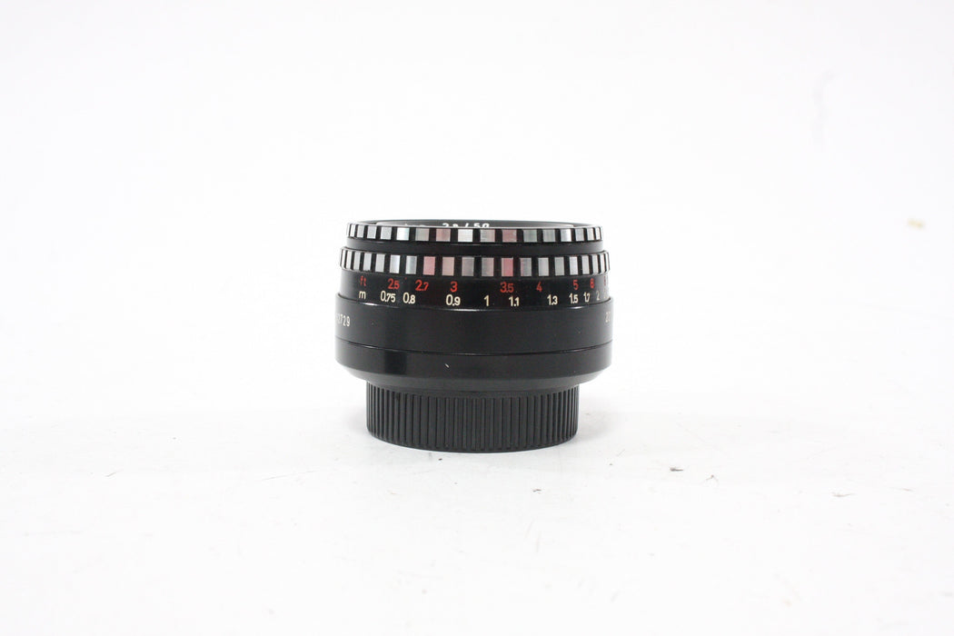 Meyer-Optik Gorlitz Domiplan 50mm f/2.8 Lens for M42 Screw Mount