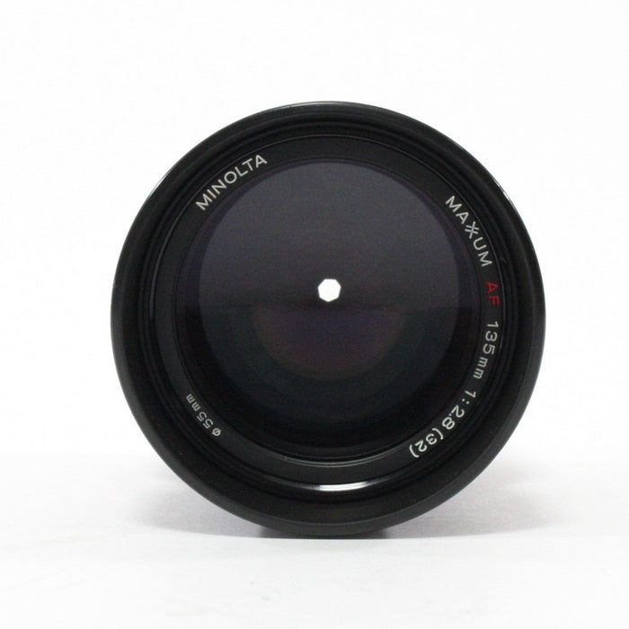 Minolta 135mm f/2.8 AF Maxxum lens