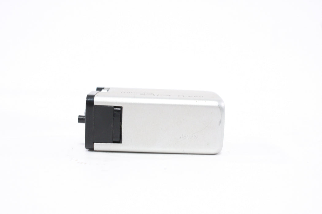 Minolta-16 MG Submianiture Camera