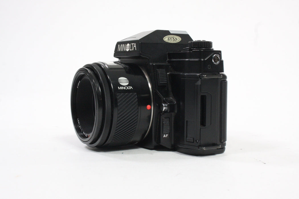 Minolta AF 9000 35mm SLR Camera with MD-90 Winder Battery Grip