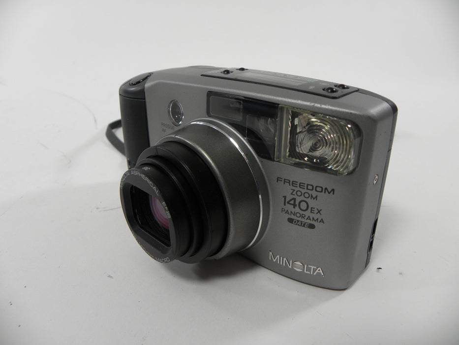 Minolta Freedom Zoom 140ex Panorama Date 35mm Camera