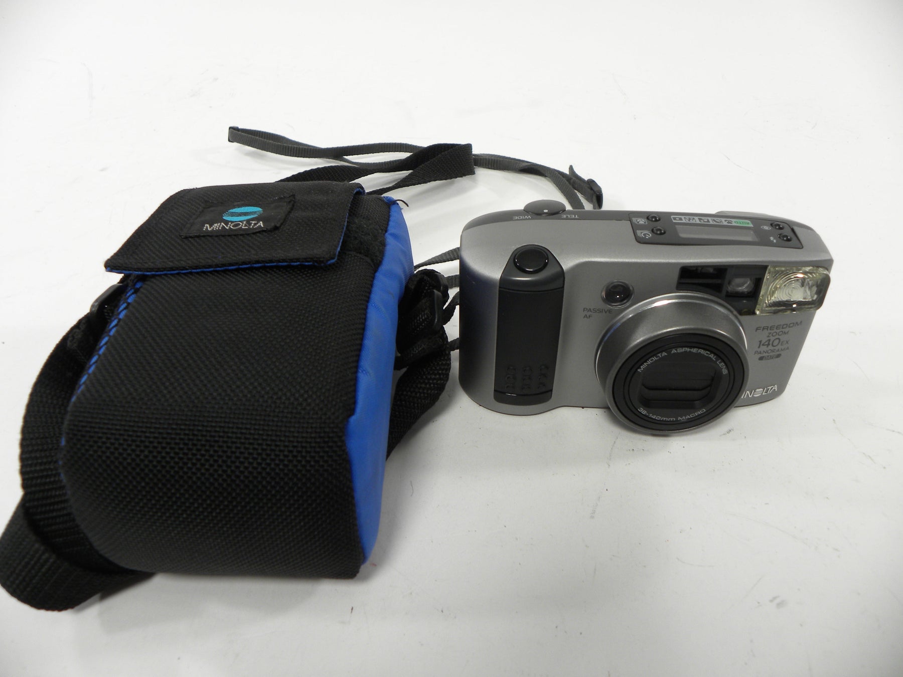 Minolta Freedom Zoom 140EX Panorama Date 35mm Camera