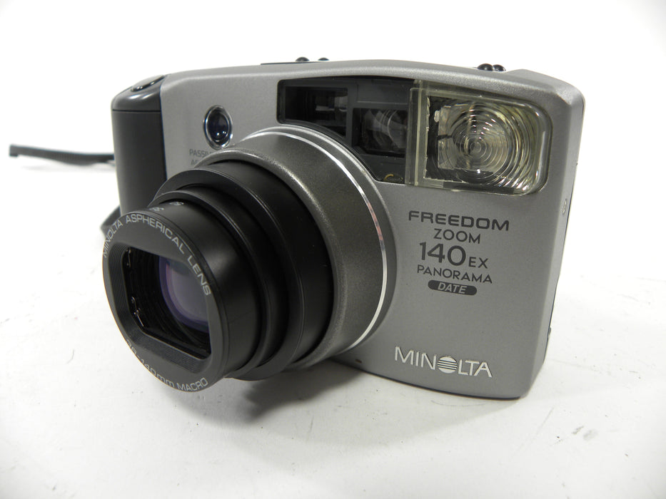Minolta Freedom Zoom 140EX Panorama Date 35mm Camera