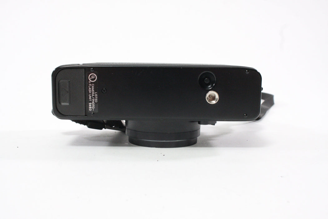 Minolta Hi-Matic AF2 35mm Camera with Case