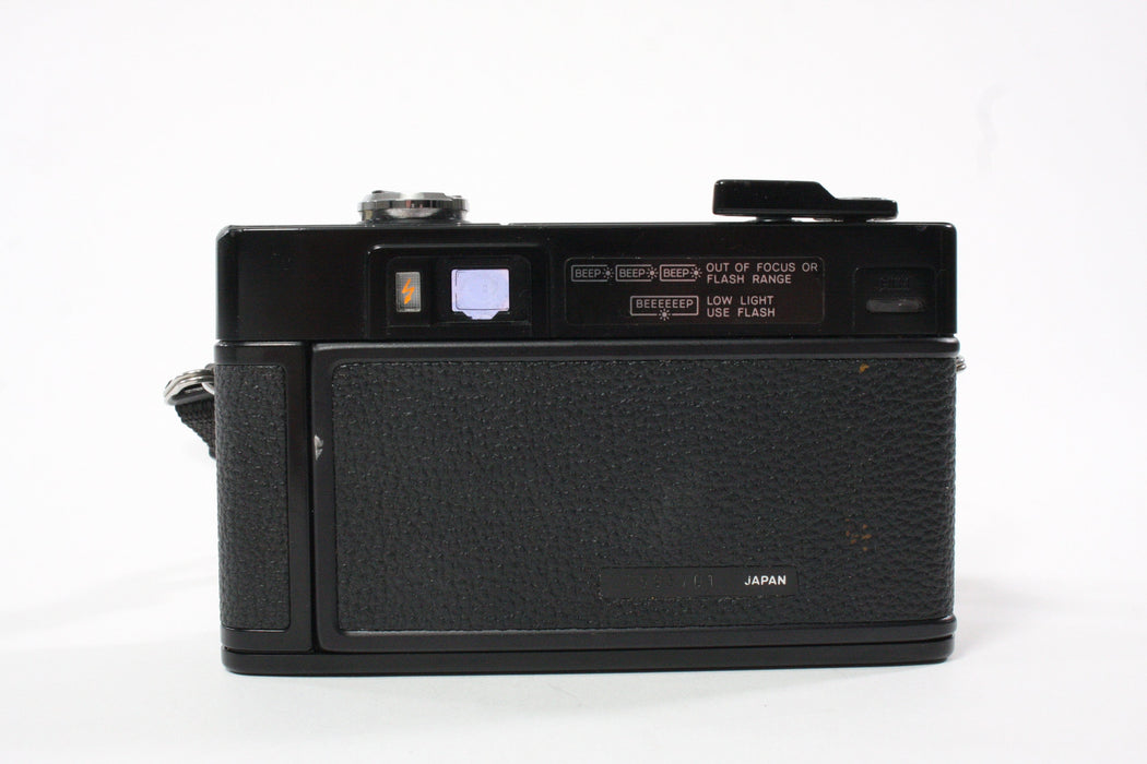 Minolta Hi-Matic AF2 35mm Camera with Case