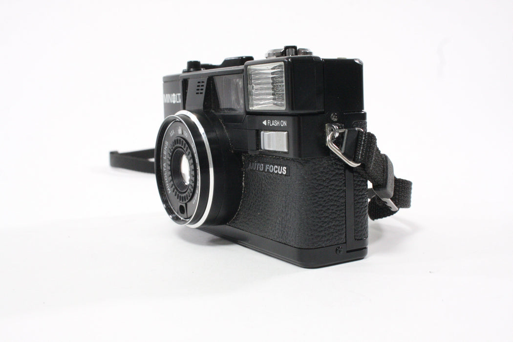 Minolta Hi-Matic AF2 35mm Camera with Case