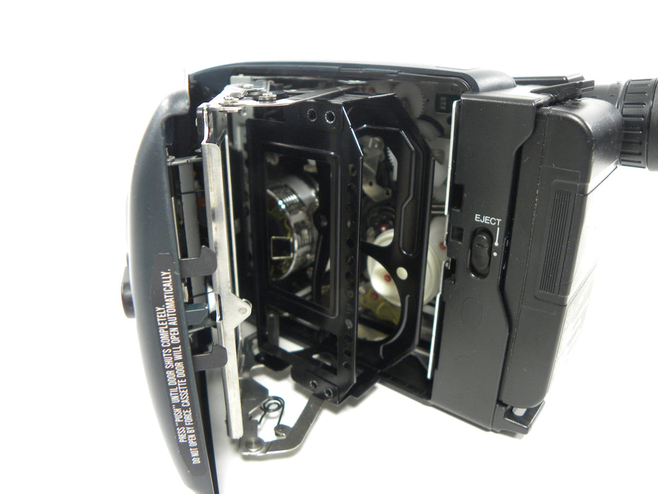 Minolta Master C-542 VHS-C Camcorder