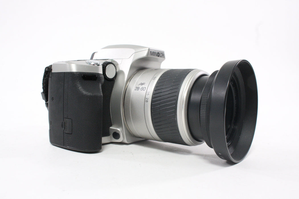 Minolta Maxxium 5 35mm Camera with 28-80mm f/3.5-5.6 AF D Lens