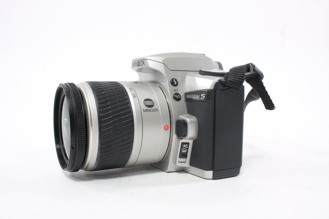 Minolta Maxxium 5 35mm Camera with 28-80mm f/3.5-5.6 AF D Lens