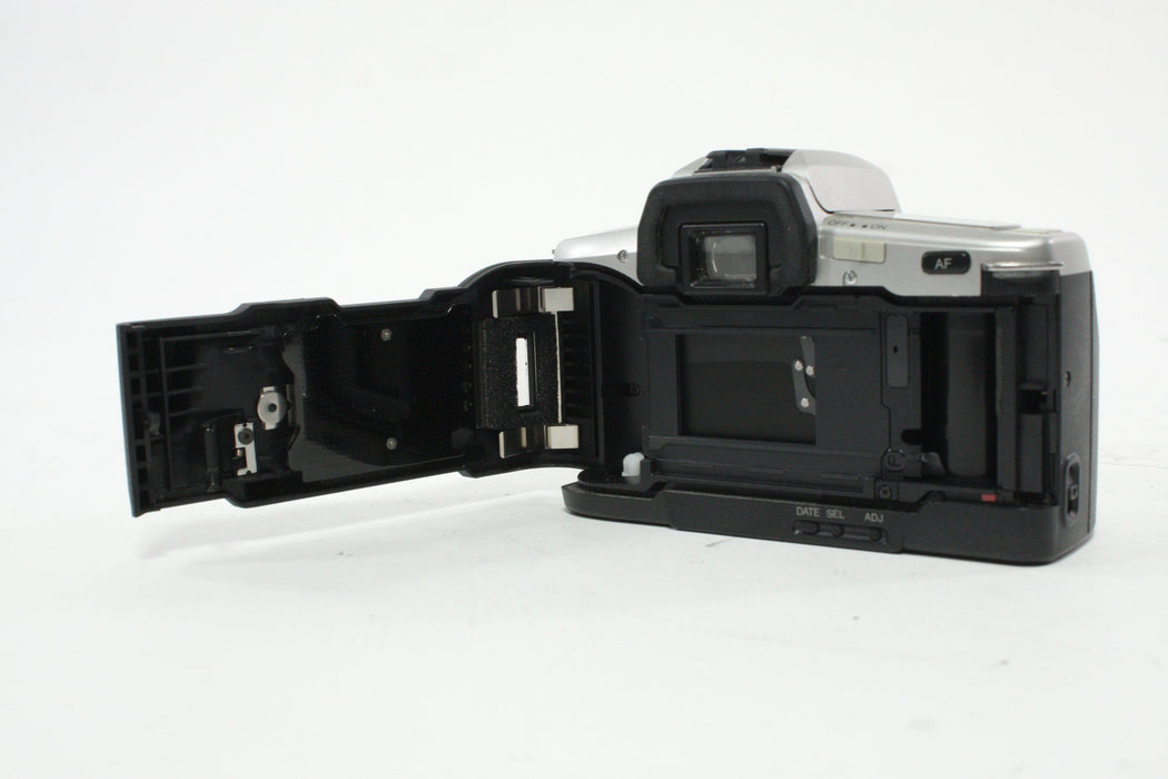Minolta Maxxum 3 35mm SLR Camera Body