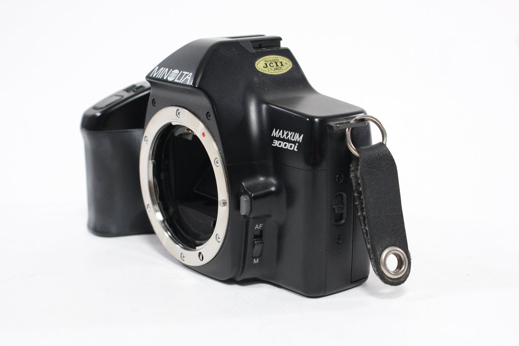 Minolta Maxxum 3000i 35mm SLR Camera Body