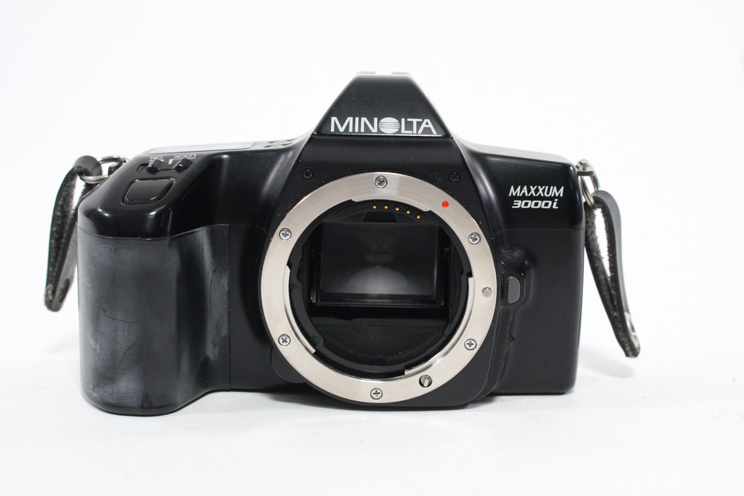 Minolta Maxxum 3000i 35mm SLR Camera Body