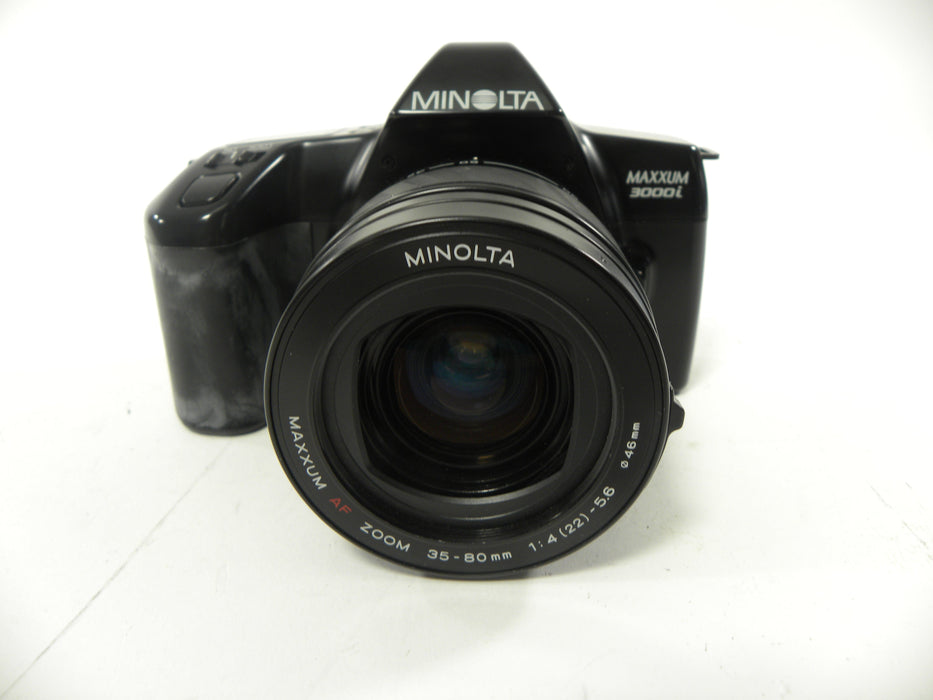 Minolta Maxxum 3000i 35mm SLR w/Maxxum AF Zoom 35-80mm f4-5.6