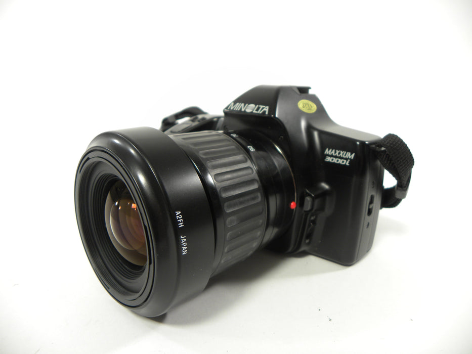 Minolta Maxxum 3000i 35mm SLR w/Tamron AF 35-90mm f4-5.6