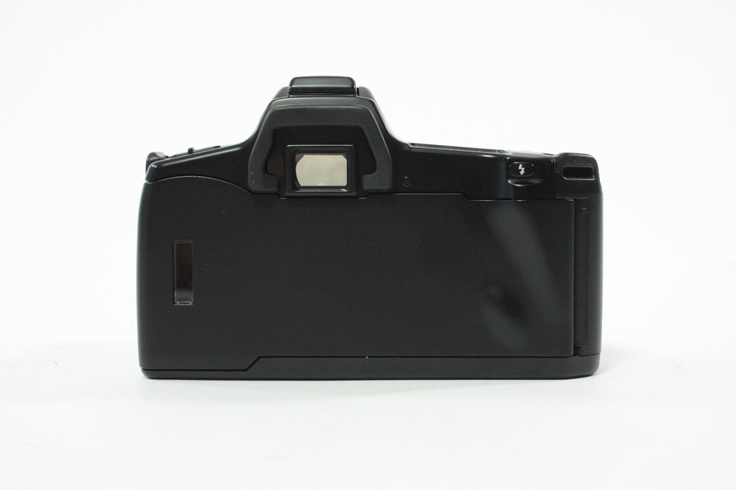 Minolta Maxxum 3Xi 35mm SLR Camera with 50mm f/1.7 Lens