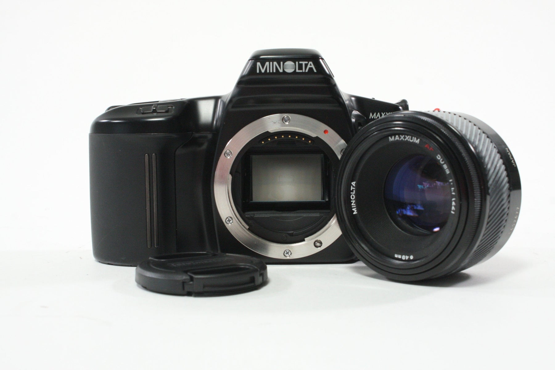 Minolta Maxxum 3Xi 35mm SLR Camera with 50mm f/1.7 Lens
