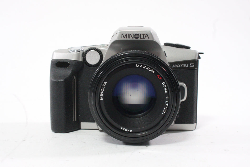 Minolta Maxxum 5 35mm SLR Camera with 50mm f/1.7 Lens