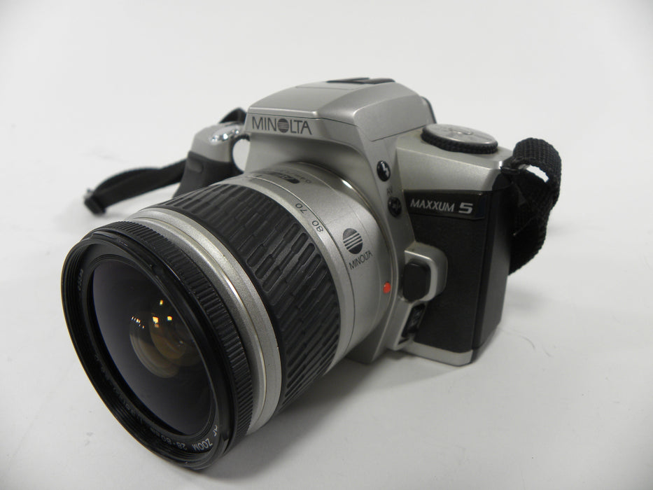 Minolta Maxxum 5 35mm SLR w/AF Zoom 28-80mm f3.5-5.6D