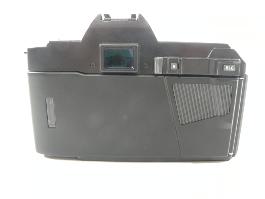 Minolta Maxxum 5000 AF 35mm SLR w/Maxxum AF 35-70mm f4