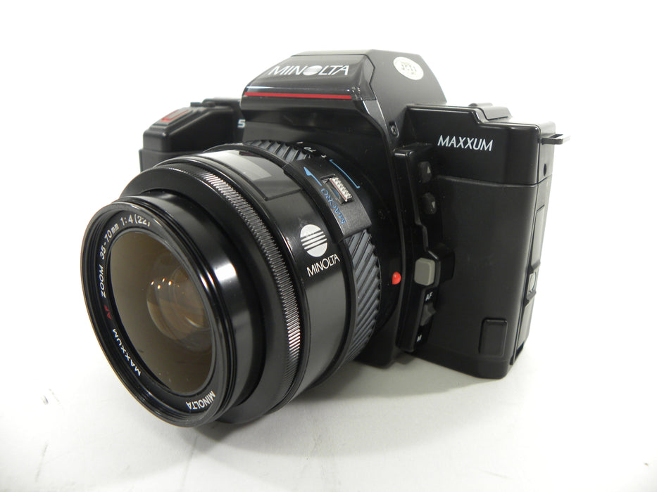 Minolta Maxxum 5000 AF 35mm SLR w/Maxxum AF 35-70mm f4