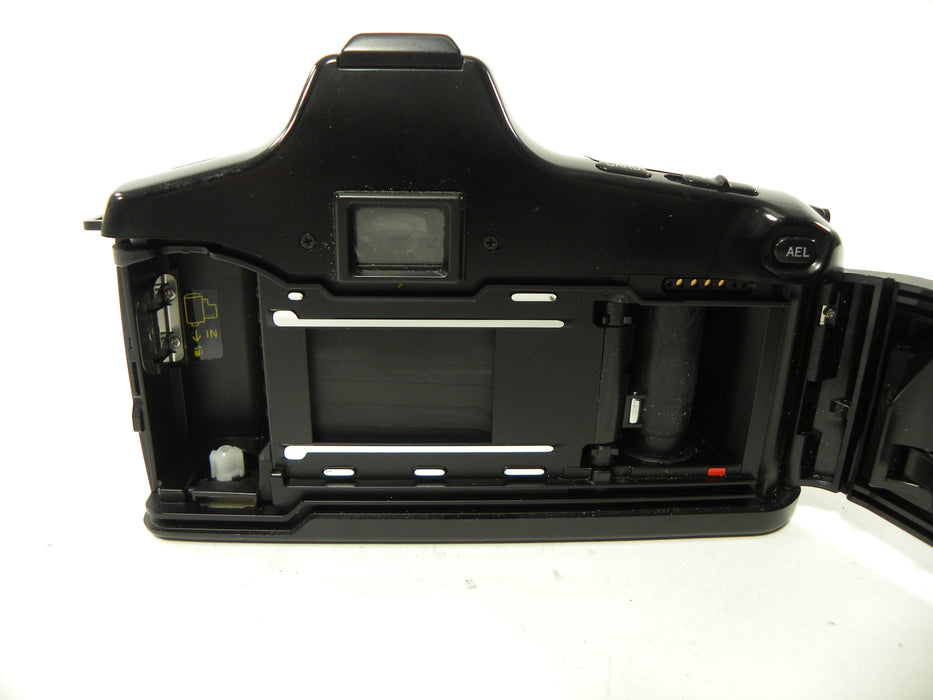 Minolta Maxxum 5000i 35mm SLR w/Maxxum Zoom AF 35-105mm f3.5-4.5