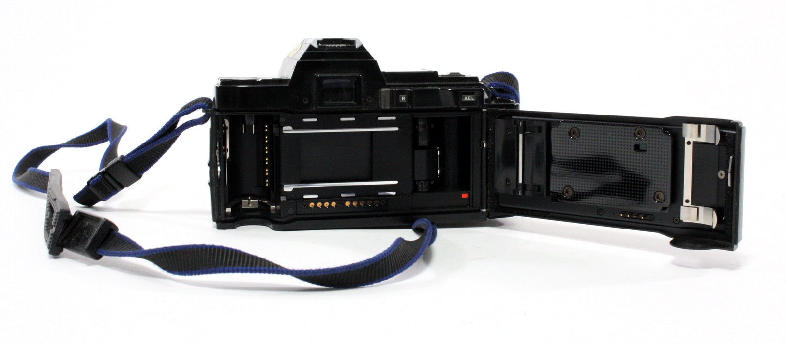 Minolta Maxxum 7000 with 28-85mm