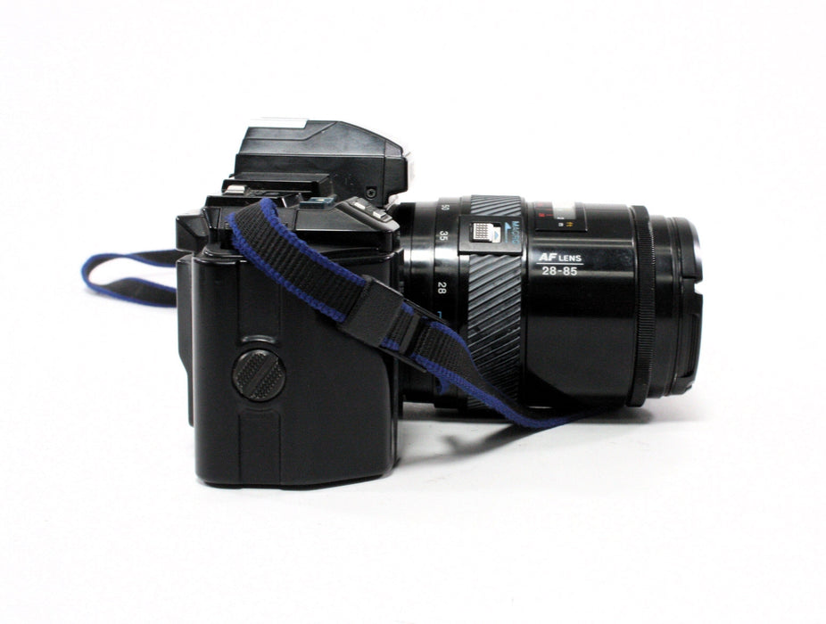 Minolta Maxxum 7000 with 28-85mm