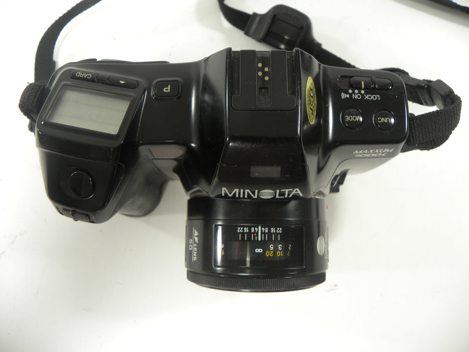Minolta Maxxum 7000i 35mm SLR w/50mm f1.7