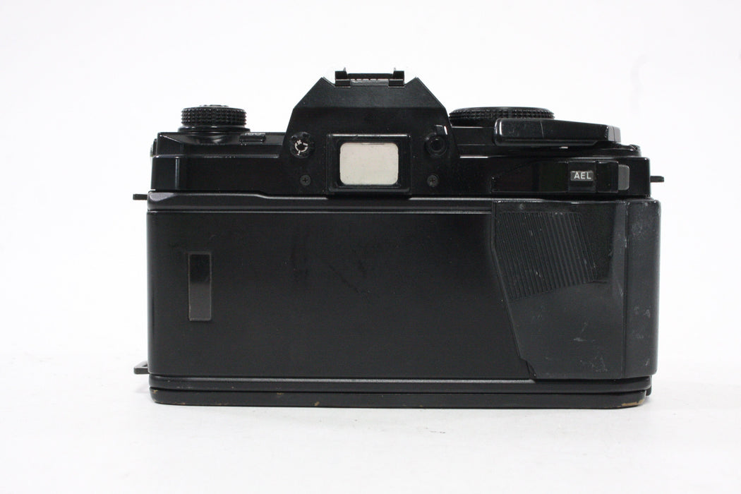 Minolta Maxxum 9000 AF 35mm SLR Camera with 50mm f/1.7 Lens
